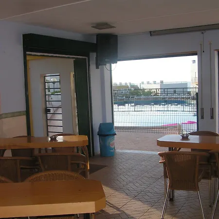 Apart Otel Clube Meia 3*