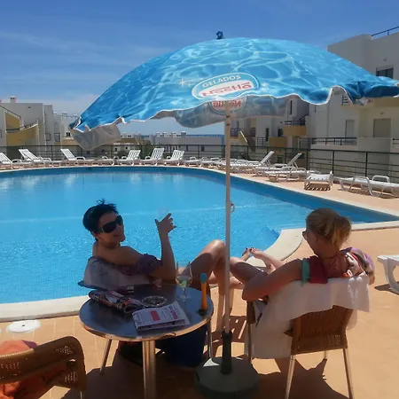 Clube Meia شقة فندقية