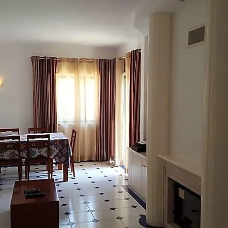 מלון דירות Clube Meia לאגוּ‏ש