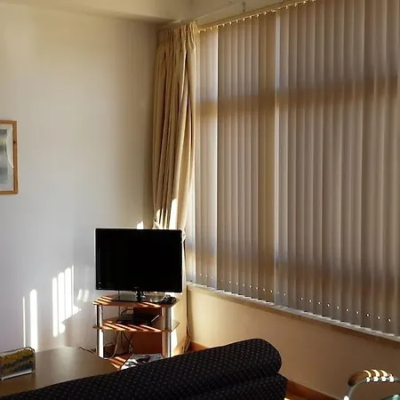 Clube Meia Lägenhetshotell 3*